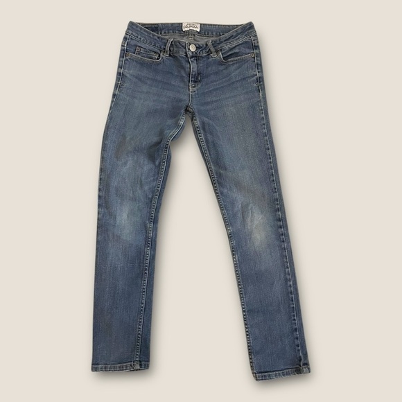 Aeropostale Bayla Skinny Denim Jeans Medium Wash Indigo 3/4 Short - Picture 1 of 5